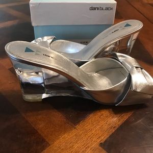 Silver Metallic Clear Heel Wedge Shoes [6.5]